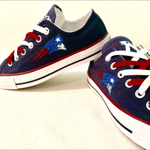 converse patriots sneakers